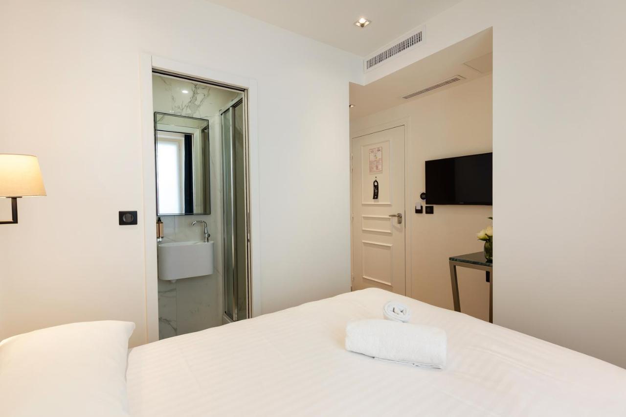 Hotel Au Coeur De Republique Parijs