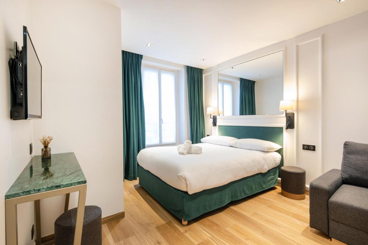 Hotel Au Coeur De Republique Parijs