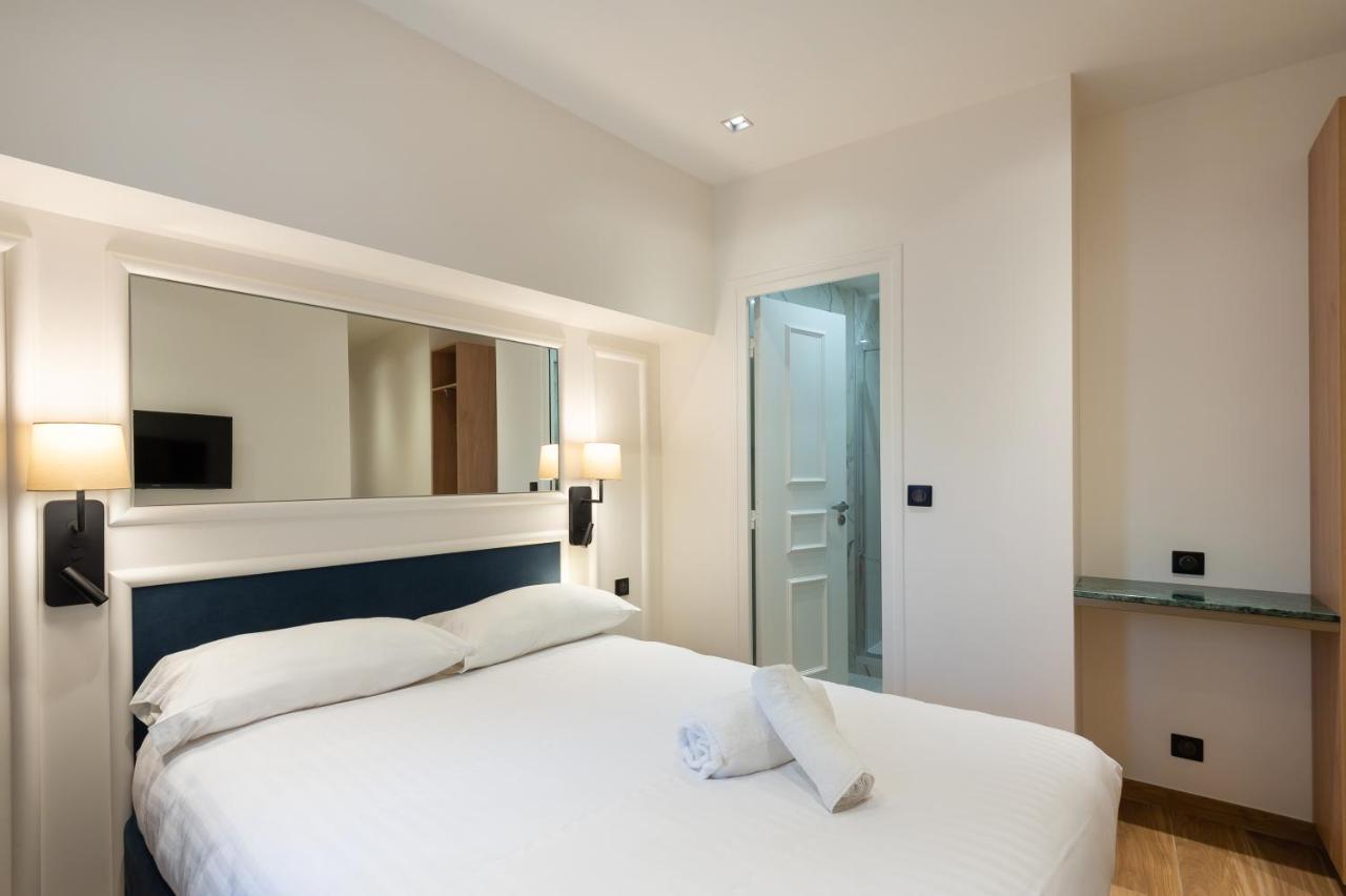 Hotel Au Coeur De Republique Parijs